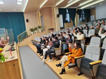 岳阳市第二十中学家校社共育新举措：违纪处罚条例与家庭关系指导双推进  